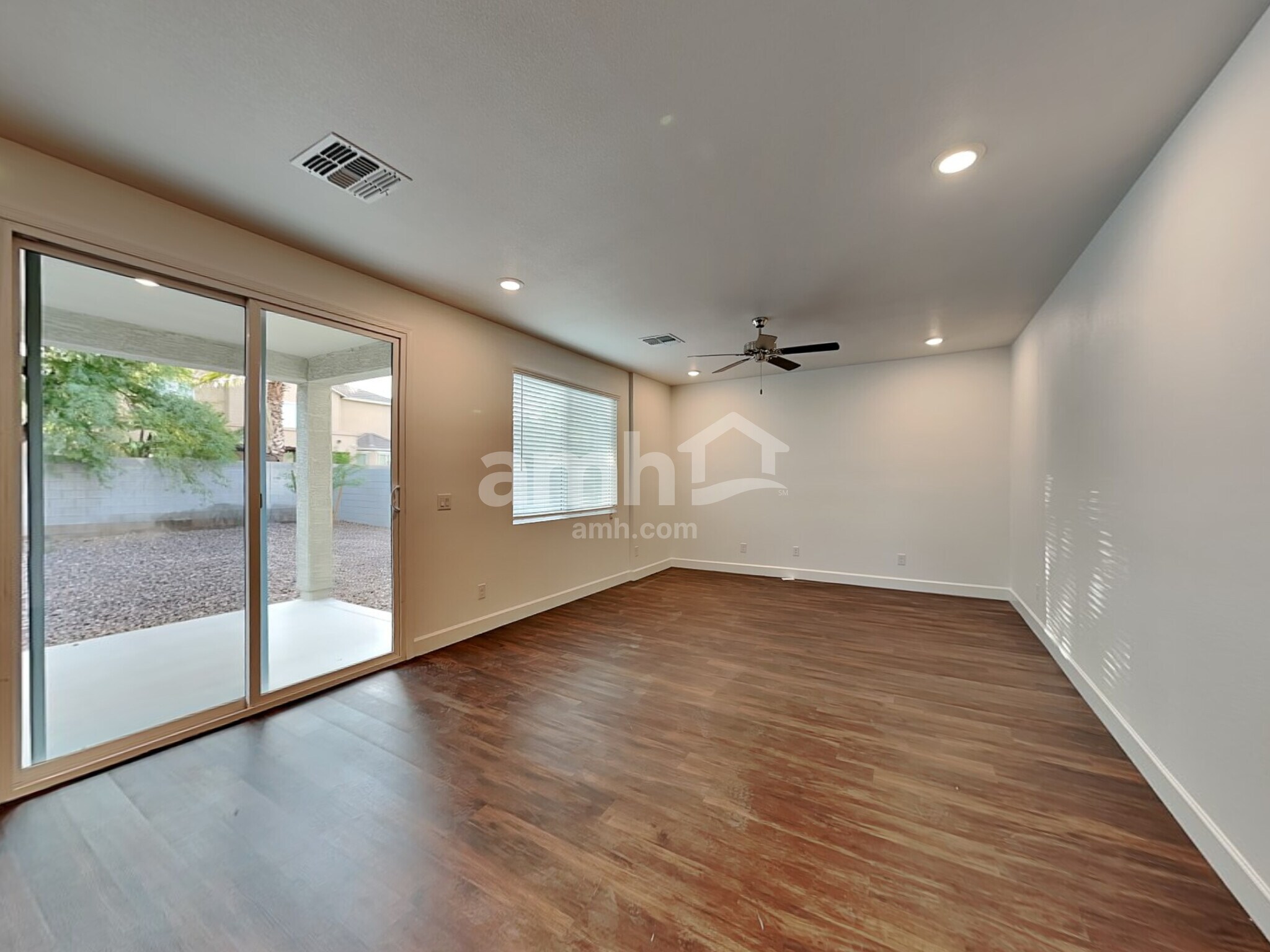 Building Photo - 6627 S 42nd Dr