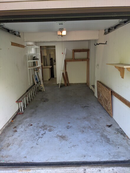 Building Photo - 55 Cross St