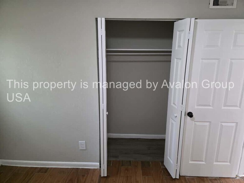 Building Photo - 3137 Kingston St