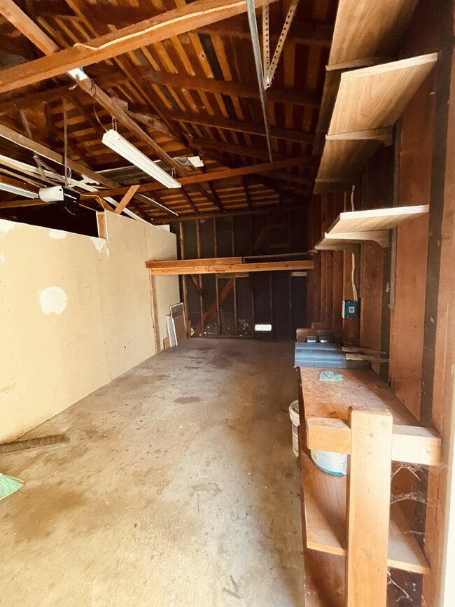 Building Photo - Peaceful 2-Bedroom Duplex with Private Yard & Bonus Studio Shed (San Jose)