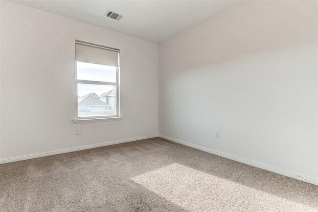 Building Photo - 4527 Graceful Ln