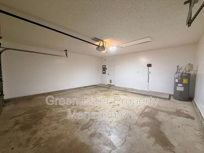 Building Photo - 4139 Savannah Glen Blvd