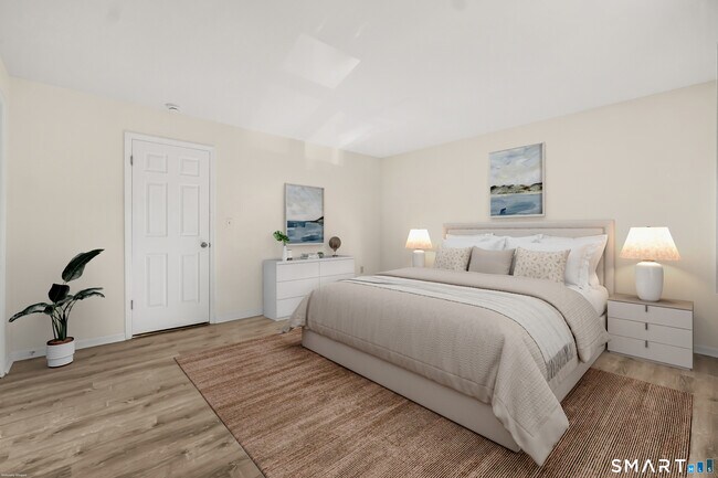 Building Photo - 4023 Park Ave