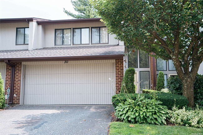 Primary Photo - 30 Club Dr S