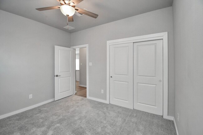 Building Photo - 23823 Cumberland Ridge Dr