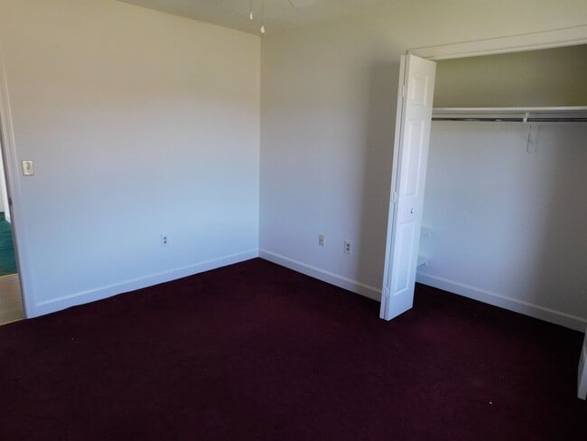 Building Photo - 3 bedroom 2 bath in Mt Hermon Subdivision