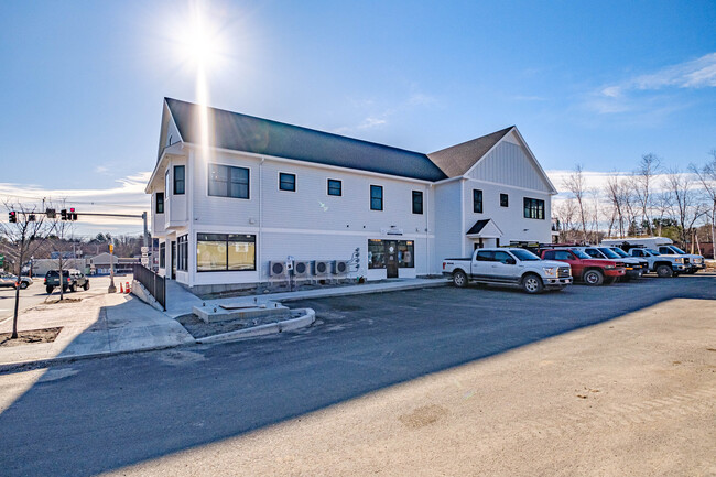 Building Photo - Bridgton Gateway