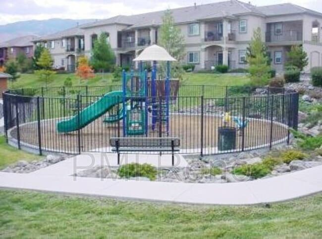 Building Photo - 6850 Sharlands Ave.