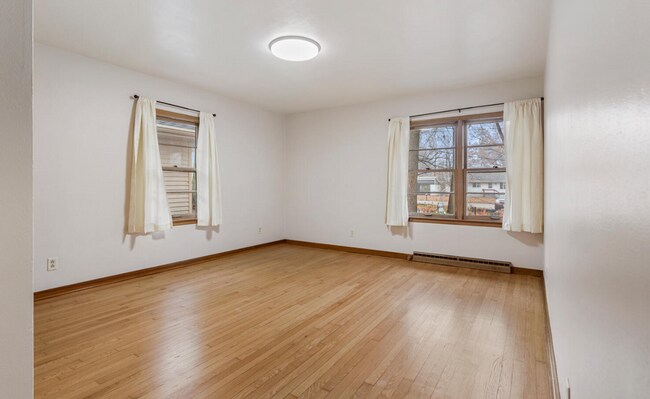 Building Photo - 1320 Alms Dr