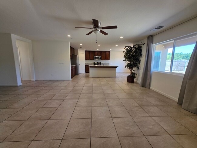 Building Photo - 2308 W Ambassador Wy
