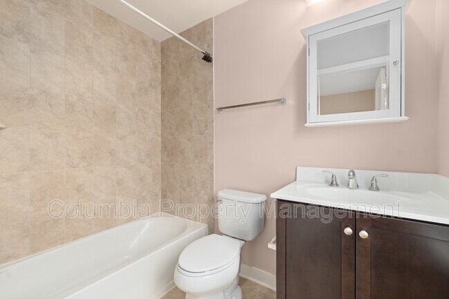 Building Photo - 4516 Kennedy St