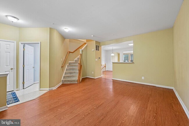 Building Photo - 1724 Emory St