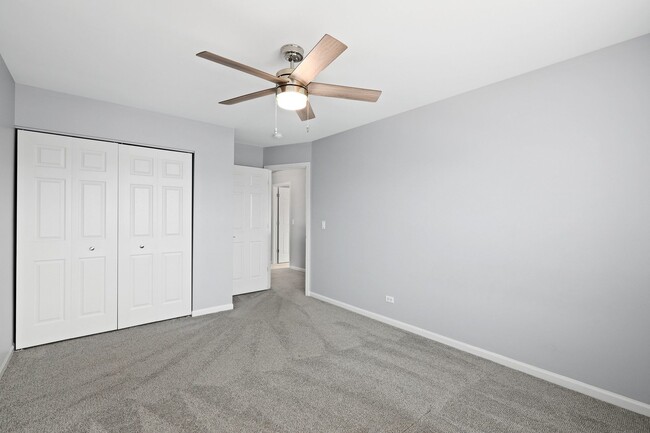 Building Photo - 1876 Bluestem Cir