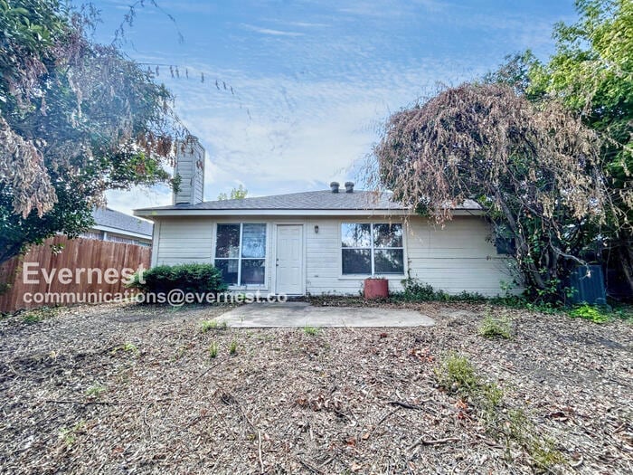 Building Photo - 10908 Deauville Cir S