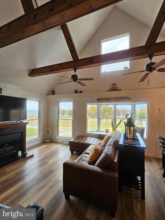 Building Photo - 82 Basin Rd