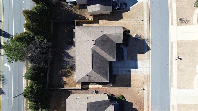 Building Photo - 414 Spring View Dr