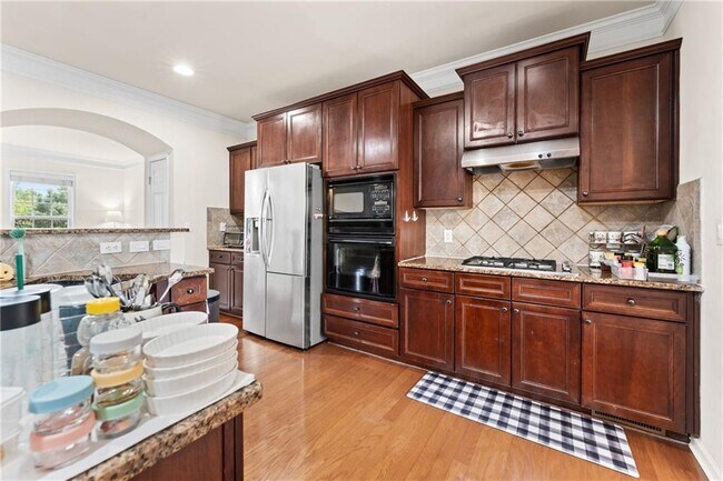 Building Photo - 11200 Brunson Dr