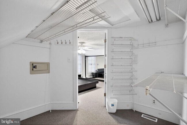 Building Photo - 18 GROVE St