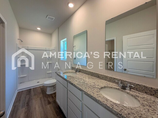 Building Photo - New Construction Home for Rent in Owens Cross Roads, AL!