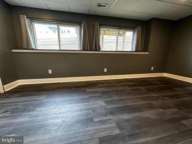 Building Photo - 2732 Shelburne Rd