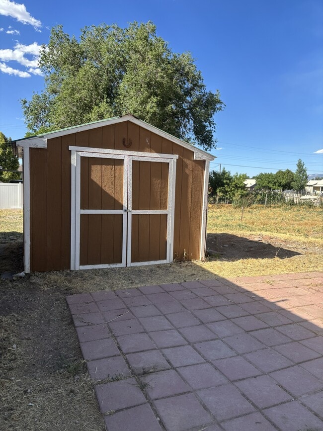 Building Photo - 80 N 100 W