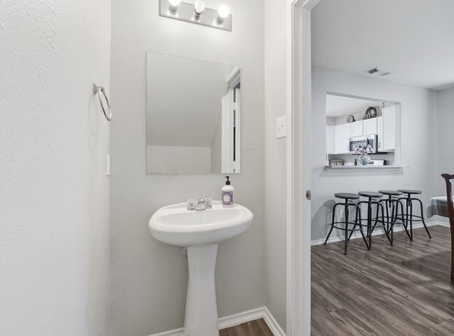 Building Photo - 9519 Maple Green Ln