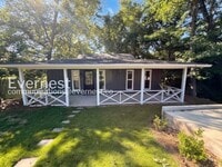 Building Photo - 112 Crest Dr