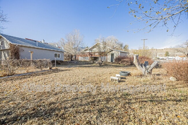 Building Photo - 1303 Langmeyer St