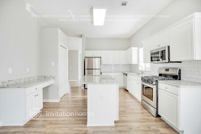 Building Photo - 425 2 Iron Trail NW