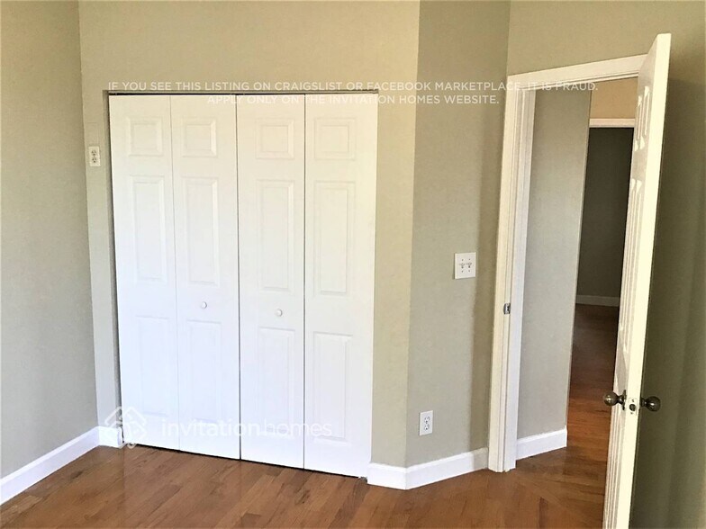 Building Photo - 3407 NW 112th Terrace