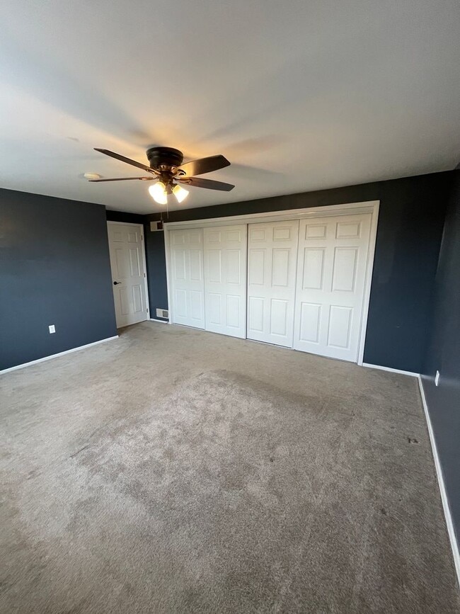 Building Photo - 120 Scottsdale Dr