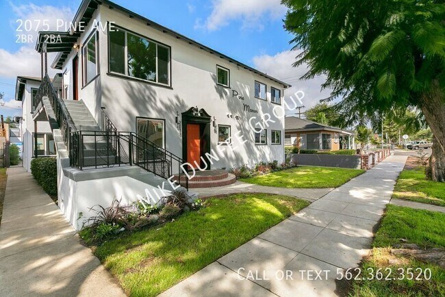 Building Photo - 2075 Pine Ave