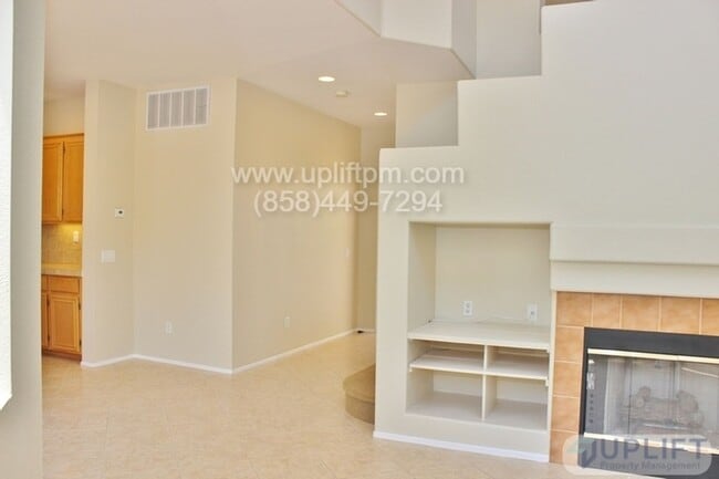 Building Photo - 3 Bed, 2.5 Bath Condo in Cornerstone Scrip...