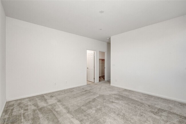 Building Photo - 11680 Hamilton Lk Ave