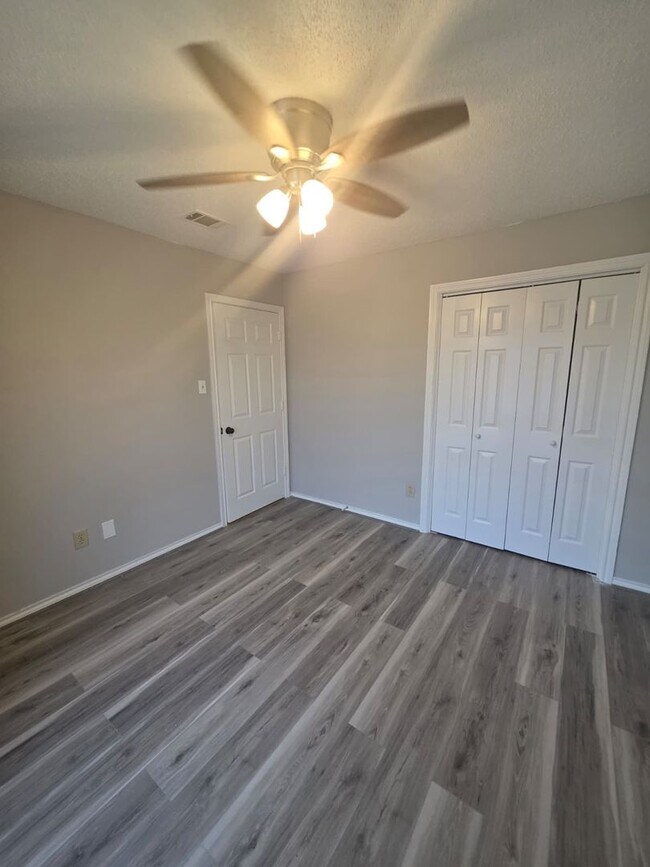 Building Photo - Spacious 4-Bedroom Home with Pool & Spa in...