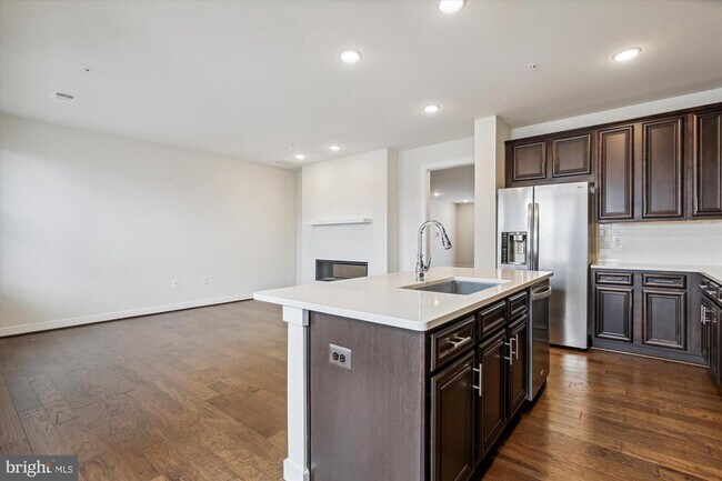 Building Photo - 13411 Launders St