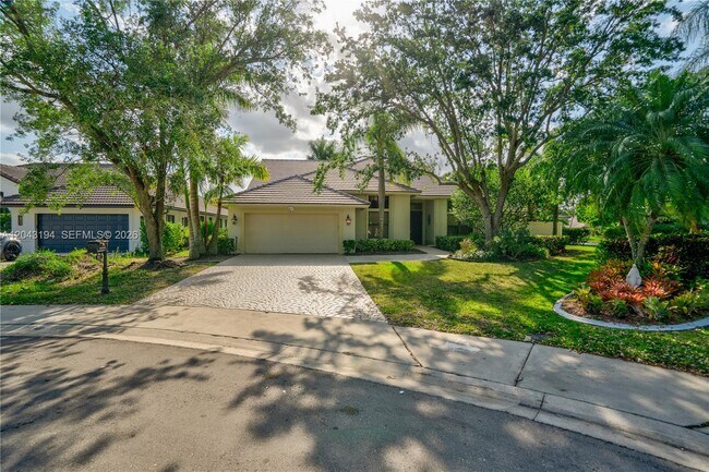 Building Photo - Deerwood Lane, Weston, FL 33326 - 4 BR 2.5 BA house