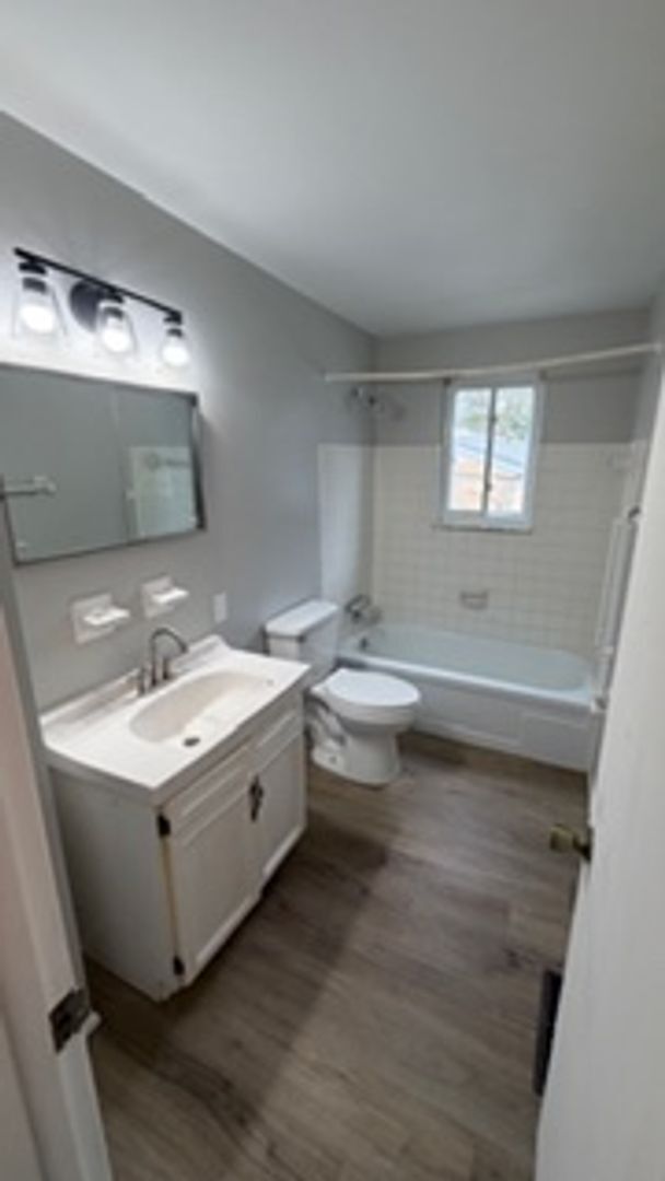 Building Photo - 4954 Talford Ct