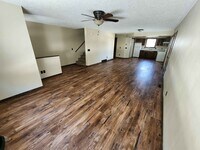 Building Photo - 1054/1056 Zephyr