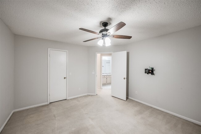 Building Photo - 3342 Bluebonnet Meadows Ln