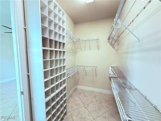 Building Photo - 4954 Iron Horse Way