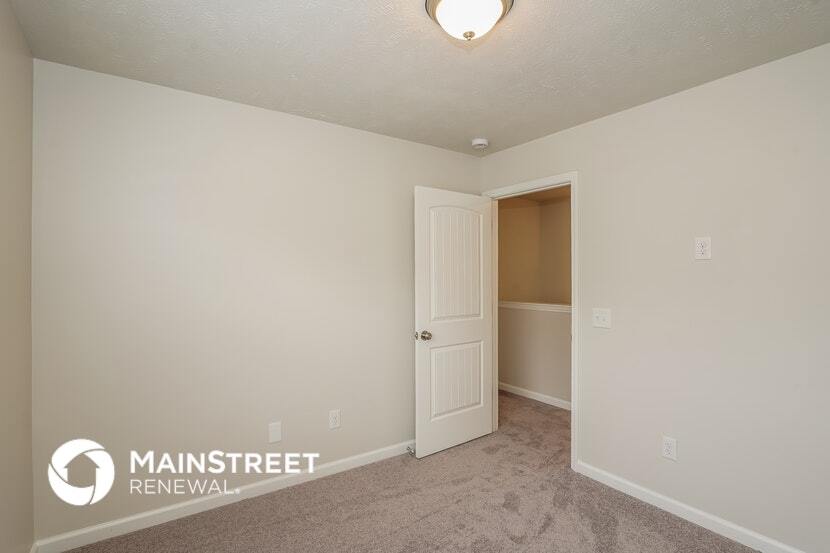 Building Photo - 2911 Painted Pony Dr