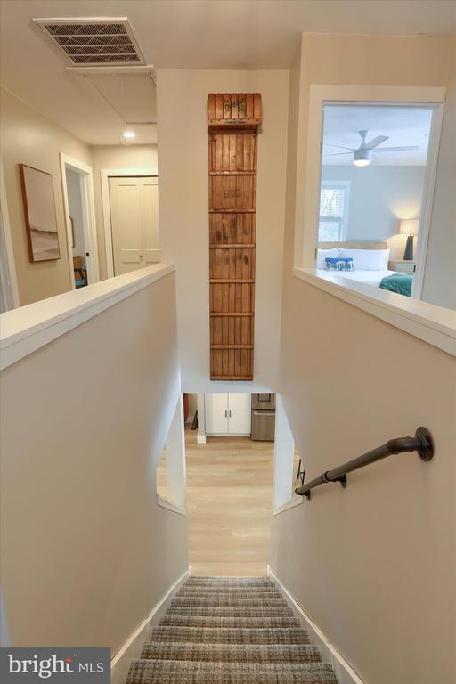 Building Photo - 1365 Roundtop Rd