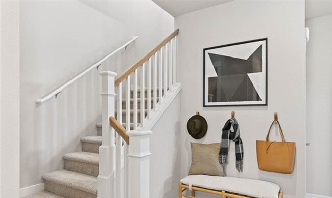 Building Photo - Air-conditioned Beautiful 4 Bed+ Bonus in Northshore School District – Bothell!