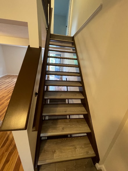 Building Photo - 231 Shady Ridge Dr