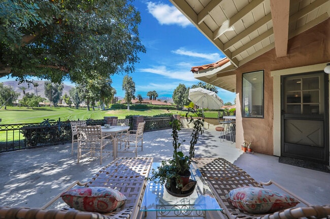 Building Photo - 175 Gran Via