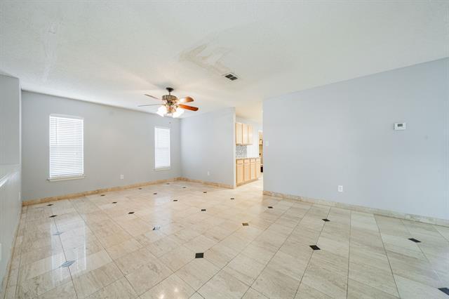 Building Photo - 2001 Barton Springs Dr