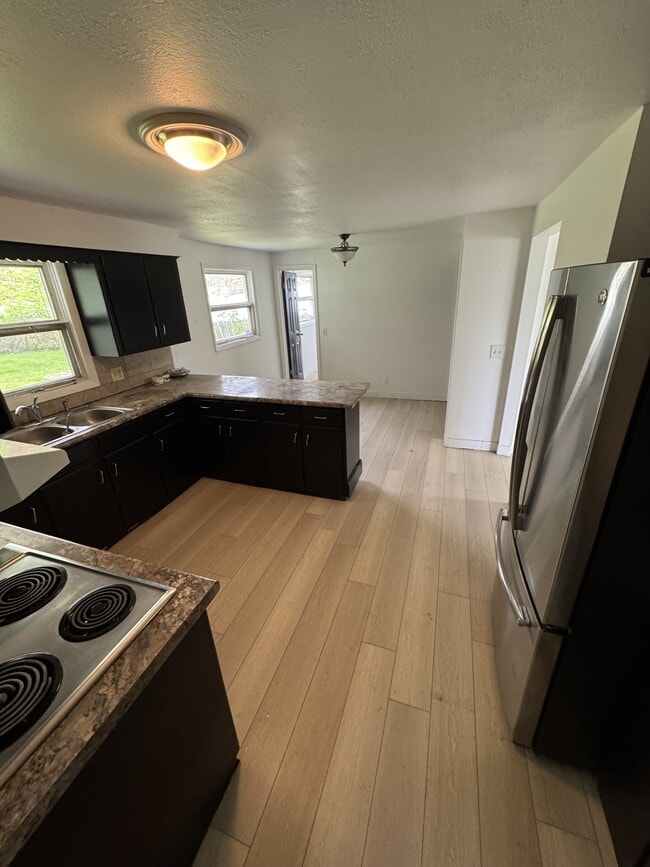 Building Photo - 4054 Buesching Dr