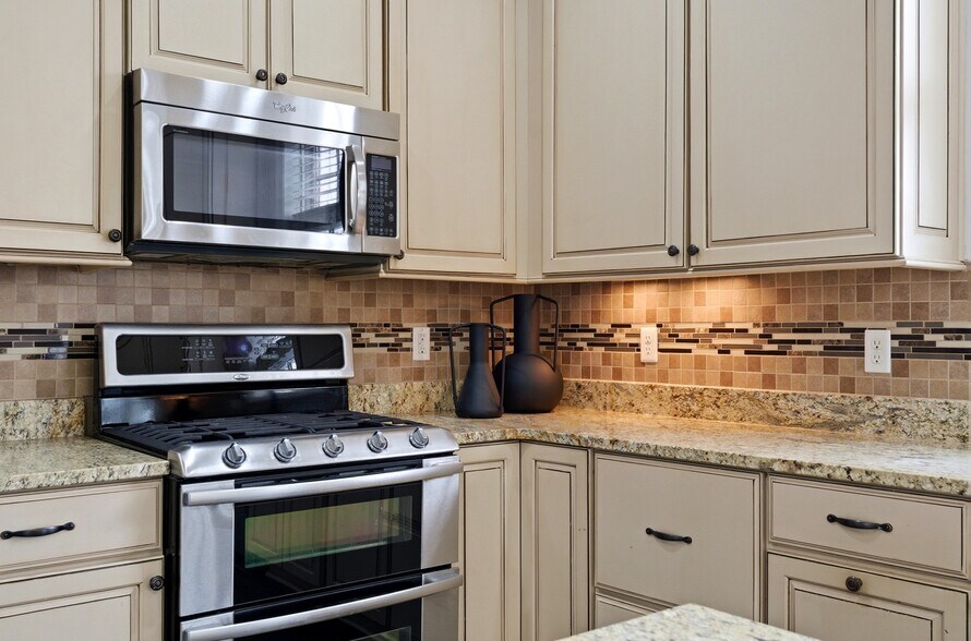 Building Photo - 200 Venango Trl