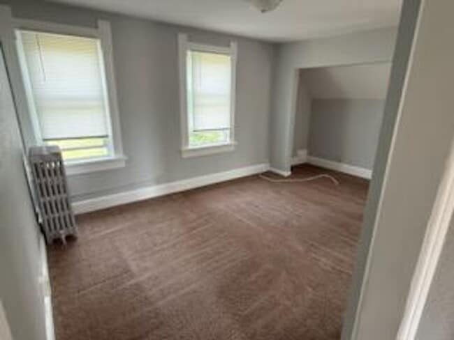 Building Photo - 5036 S 92nd St